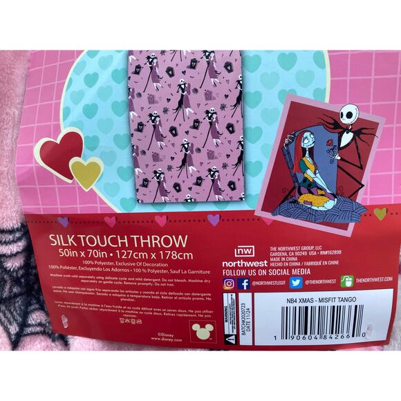 Nightmare Before Christmas Throw Blanket 50x70 Jack & Sally - Picture 5 of 5